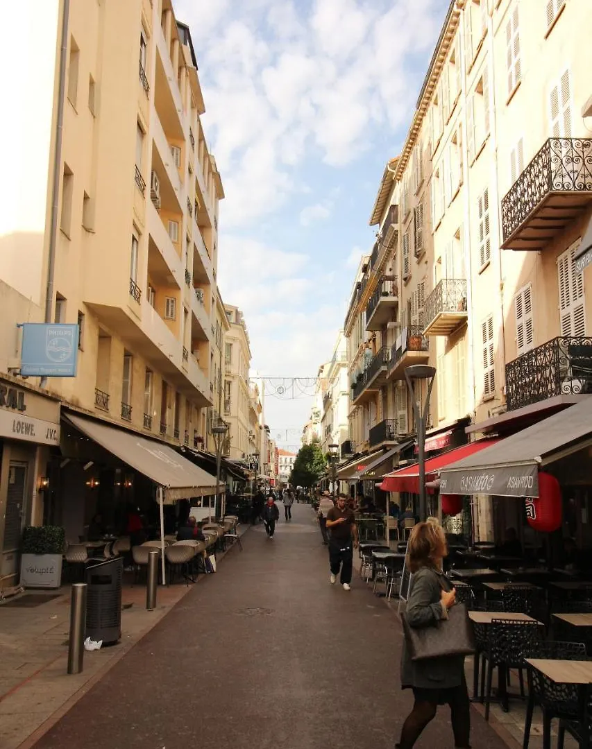 Appartement 1 chambre, zone semi piétonne -Tol- Cannes Francia