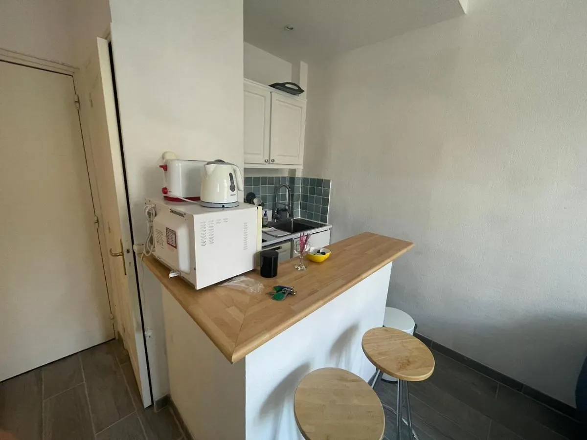 Apartament Cannes Conseil Immo - Appartement 1 Chambre, Zone Semi Pietonne -Tol-
